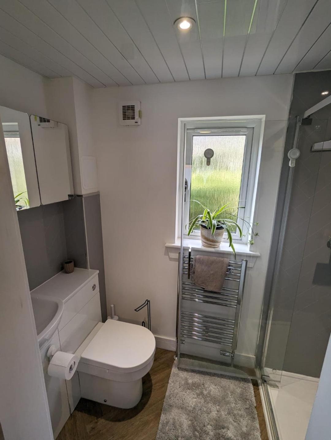 En-Suite Double Room With Private Entrance Edinburgh Dış mekan fotoğraf